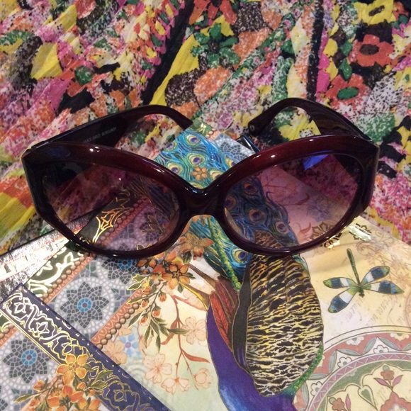 💥SALE! Coach gradient lens burgundy sunglasses - Picture 1 of 8